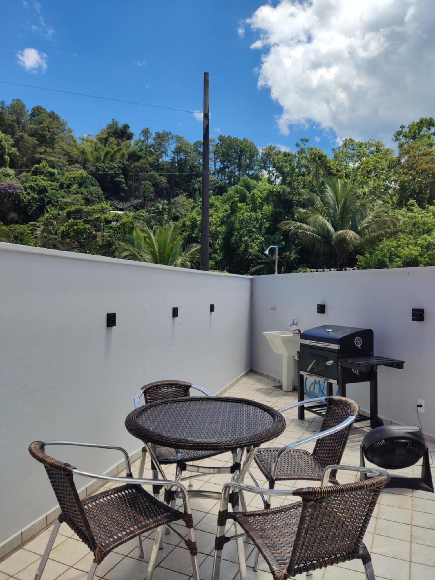 Apezinho Da Ubatuba